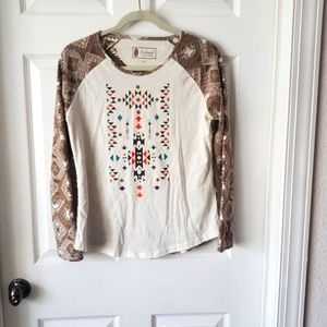 2/$20 Outback woman's long sleeve t-shirt